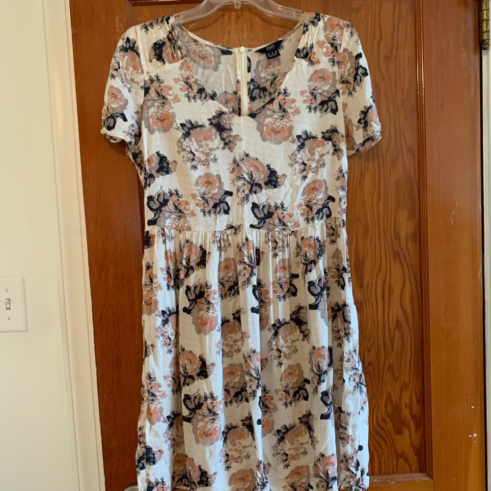 Floral print dress